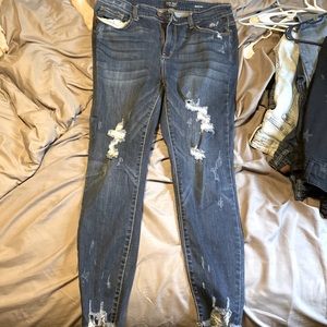 Judy Blue distressed skinny jeans